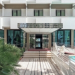 Du Soleil Eingang - Hotel Du Soleil